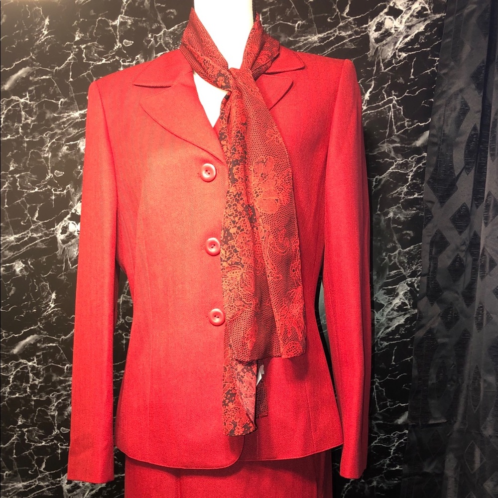 Ladies Suit